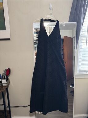 Black V-Neck Sleeveless A-Line Dress